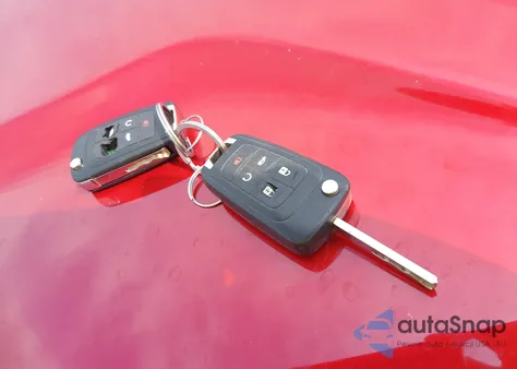 2013 Chevrolet Malibu 2Lt из США, поврежденный, VIN 1G11E5SA2DF260257